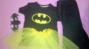 Kids Costumes to Hire - Batgirl (shirt (size 6-7, cape & tutu & mask)
